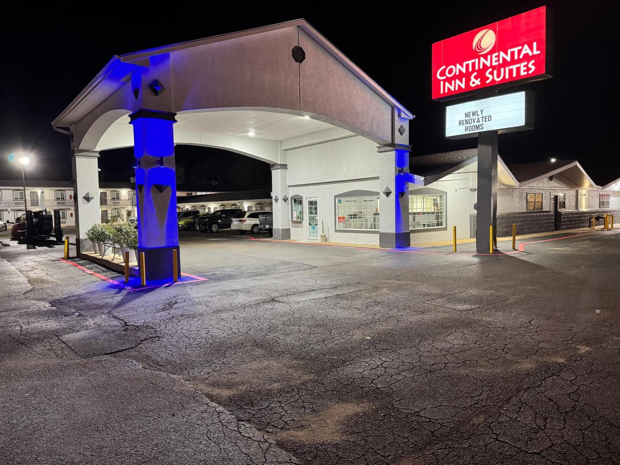 Continental Inn And Suites Nacogdoches Tx Sfa University Downtown Kültér fotó