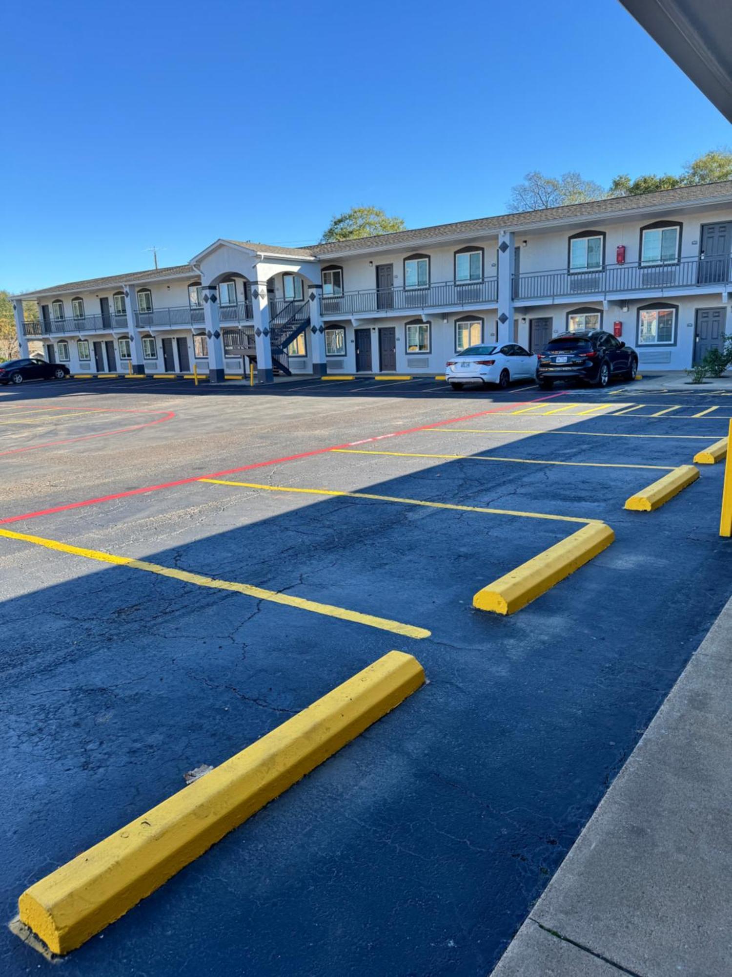 Continental Inn And Suites Nacogdoches Tx Sfa University Downtown Kültér fotó